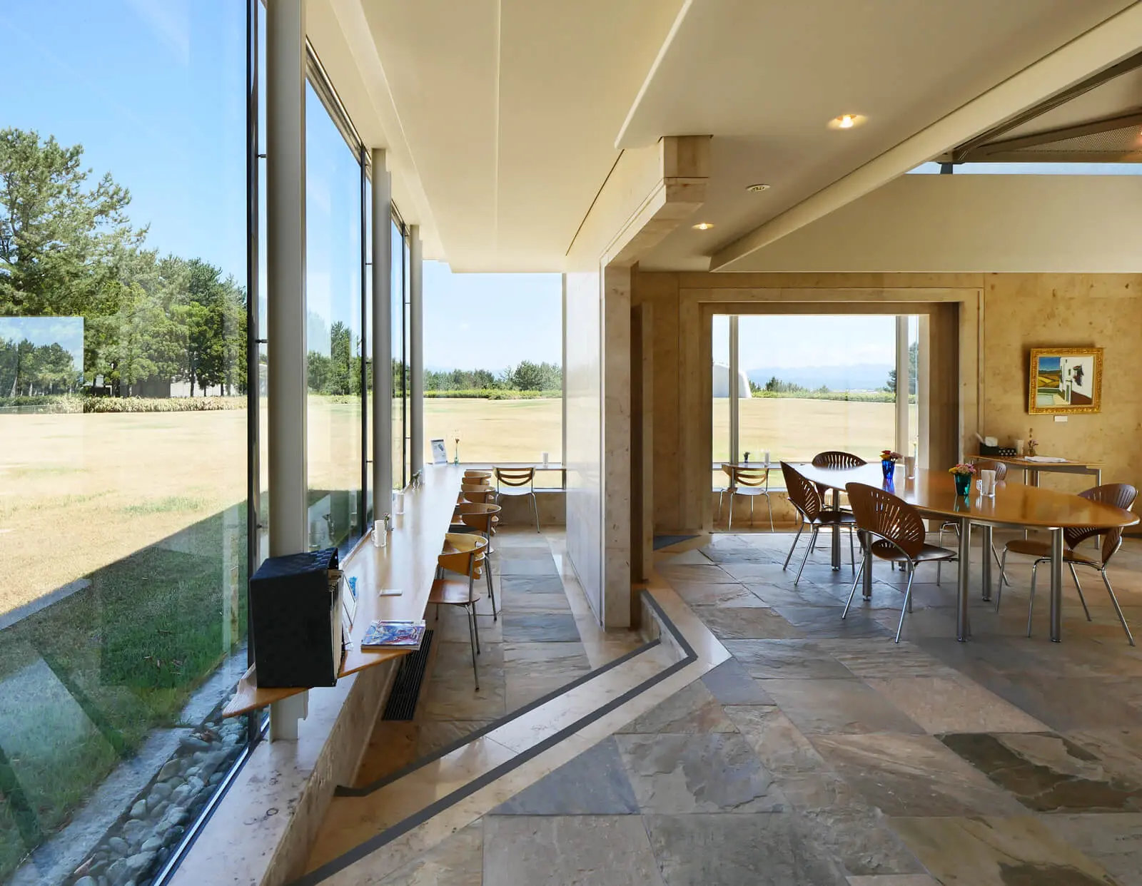 酒田市立美術館｜喫茶｜山形県の有名建築｜住宅/ビル/マンション設計者の建もの探訪